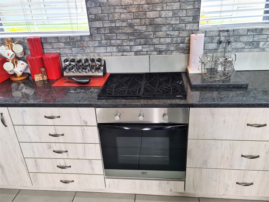 5 Bedroom Property for Sale in Dana Bay Western Cape